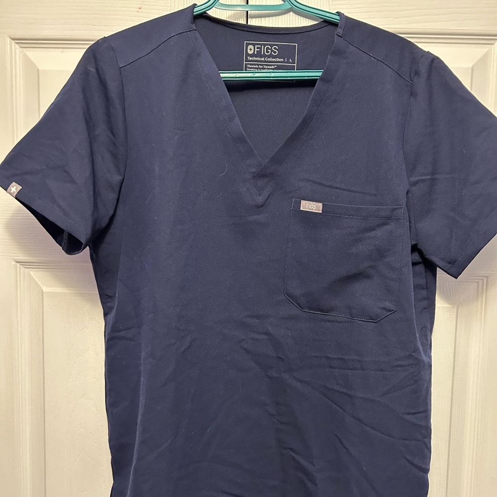 Figs woman’s navy Blue V-Neck Tee
